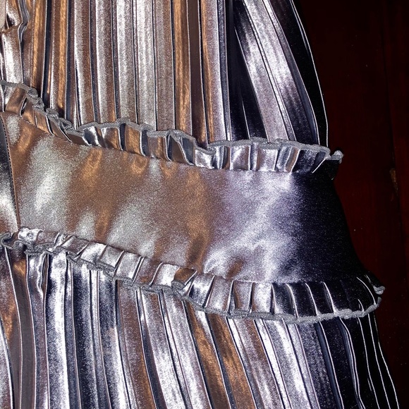 NWOT Shiny Metallic Cocktail Dress - Picture 5 of 6